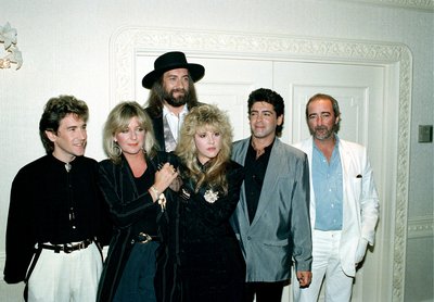 Не лише DOROFEEVA та POSITIFF: повернення легендарного гурту Fleetwood Mac Не лише DOROFEEVA та POSITIFF: повернення легендарного гурту Fleetwood Mac