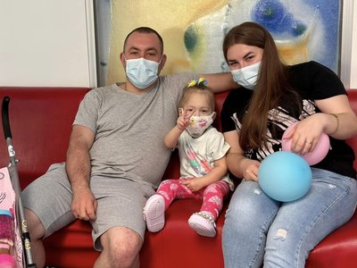 В Охматдиті врятували 3-річну дівчинку Соломію з Житомирщини, якій не давали шансів на життя В Охматдиті врятували 3-річну дівчинку Соломію з Житомирщини, якій не давали шансів на життя