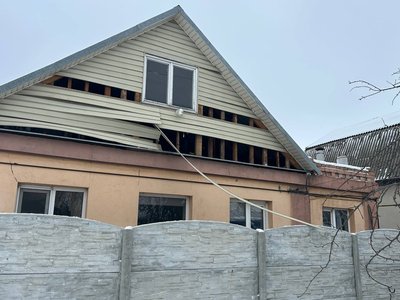 "Перший раз, коли аж руки тремтіли". Що відбувається на місці атаки БпЛА на Павлоград на Дніпропетровщині "Перший раз, коли аж руки тремтіли". Що відбувається на місці атаки БпЛА на Павлоград на Дніпропетровщині
