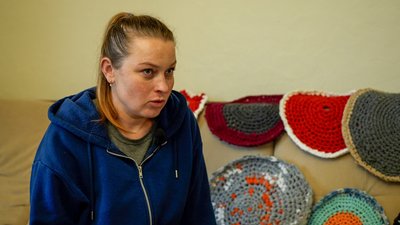Килимки переселенці допомога військові нематеріальна культурна спадщина Покровський район Донеччина переселенка з Катеринівки Тетяна Суркова Дніпро 5 грудня 2024 рік Килимки переселенці допомога військові нематеріальна культурна спадщина Покровський район Донеччина переселенка з Катеринівки Тетяна Суркова Дніпро 5 грудня 2024 рік