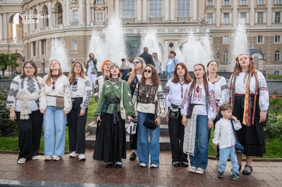 Святкова хода, українські пісні й танці: як в Одесі відзначили 20-й День вишиванки Святкова хода, українські пісні й танці: як в Одесі відзначили 20-й День вишиванки