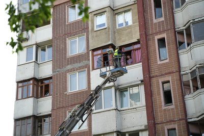 Наслідки влучання росіян по Немишлянському району Харкова Наслідки влучання росіян по Немишлянському району Харкова