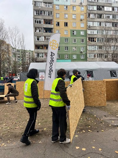 "Ми повідомили людей, що допомоги не буде": як працюють волонтери Сумщини без фінансування USAID "Ми повідомили людей, що допомоги не буде": як працюють волонтери Сумщини без фінансування USAID