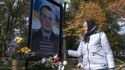 У селі на Вінниччині у пам'ять про загиблих земляків відкрили Алею слави У селі на Вінниччині у пам'ять про загиблих земляків відкрили Алею слави