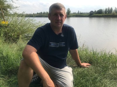 Ветеран з Житомирщини, який брав участь у "Параді полонених" у Донецьку, після реабілітації вирощує кавуни Ветеран з Житомирщини, який брав участь у "Параді полонених" у Донецьку, після реабілітації вирощує кавуни