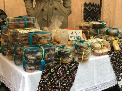 Пампухи від господинь. У Франківську відзначають четверту річницю створення громади Пампухи від господинь. У Франківську відзначають четверту річницю створення громади