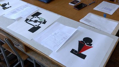 Креслили фігури та створювали композиції: у черкаському університеті розпочалися творчі конкурси для вступу Креслили фігури та створювали композиції: у черкаському університеті розпочалися творчі конкурси для вступу