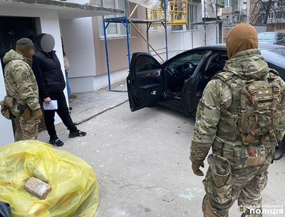 Група людей вимагала вигаданий борг в чоловіка на Рівненщині — поліція області Група людей вимагала вигаданий борг в чоловіка на Рівненщині — поліція області