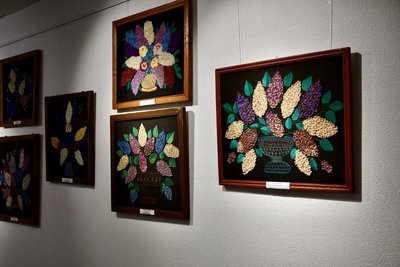 На щорічному "Святі бузку" в селі на Рівненщині збирали гроші для військових На щорічному "Святі бузку" в селі на Рівненщині збирали гроші для військових