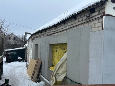 "Перший раз, коли аж руки тремтіли". Що відбувається на місці атаки БпЛА на Павлоград на Дніпропетровщині "Перший раз, коли аж руки тремтіли". Що відбувається на місці атаки БпЛА на Павлоград на Дніпропетровщині