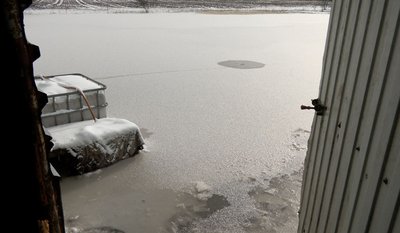 "Плавали кури майже обморожені": на Черкащині другий день долають наслідки підтоплення "Плавали кури майже обморожені": на Черкащині другий день долають наслідки підтоплення