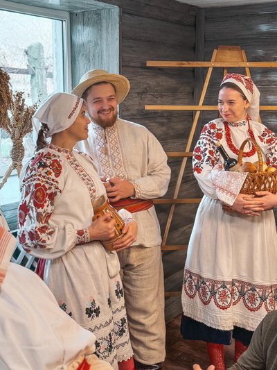 Хустка, вертеп, борщ з вишнями та обряд Івана Купала: традиції хочуть внести в обласний перелік елементів НКС Рівненщини Хустка, вертеп, борщ з вишнями та обряд Івана Купала: традиції хочуть внести в обласний перелік елементів НКС Рівненщини
