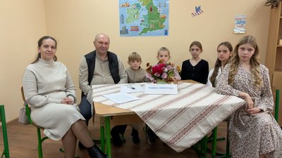 Родина Семенчуків доєдналась до свята у школі, жовтень 2026 року, Хмельниччина Родина Семенчуків доєдналась до свята у школі, жовтень 2026 року, Хмельниччина