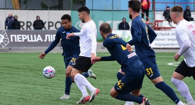 Футболісти "Металіста" та "Полтави" на матчі
