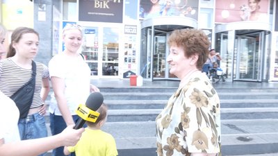 78-річний волонтер із Херсона втретє збирає допомогу для ЗСУ у Житомирі 78-річний волонтер із Херсона втретє збирає допомогу для ЗСУ у Житомирі