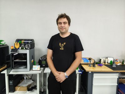 У Житомирі ветерани та їхні родини навчаються 3D-друку та моделюванню У Житомирі ветерани та їхні родини навчаються 3D-друку та моделюванню