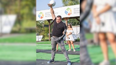 Бійця везли до моргу без руки та пульсу, а він вижив: історія ветерана Руслана Іванова з Чернігова Бійця везли до моргу без руки та пульсу, а він вижив: історія ветерана Руслана Іванова з Чернігова