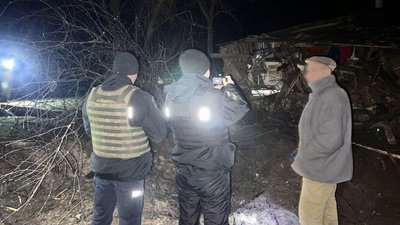 Обстріли росіян: БпЛА пошкодили будинки в Чернігівському районі та прикордонній громаді