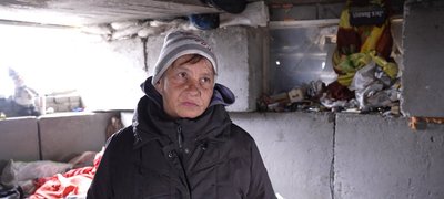 У Дніпрі безпритульні живуть у бетонній споруді