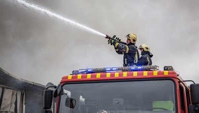 рятувальники, пожежа, загоряння рятувальники, пожежа, загоряння