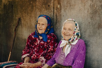 "Празник такий – Зелена неділя!": як наряджають "куклу" та відзначають Трійцю у Шаповалівці на Сумщині "Празник такий – Зелена неділя!": як наряджають "куклу" та відзначають Трійцю у Шаповалівці на Сумщині