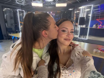 «У фіналі стрілятиму із заплющеними очима»: 16-річна Софія Тепла з Одещини стала фіналісткою «Україна має талант» «У фіналі стрілятиму із заплющеними очима»: 16-річна Софія Тепла з Одещини стала фіналісткою «Україна має талант»