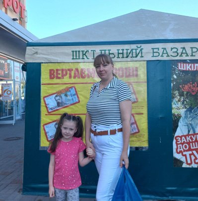 Житомирянка Анна Павленко з донькою Емілією Житомирянка Анна Павленко з донькою Емілією