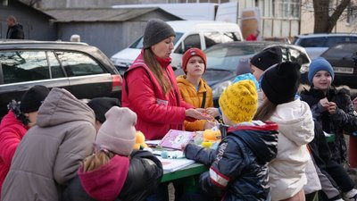 війна хмельницький, обстріл Хмельницького 22 березня, розбір завалів Хмельницький, волонтери Хмельницький, діти Хмельницький, психологічна допомога