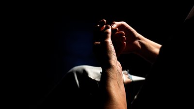 Алкоголь на Чернігівщині: історії жінок, які мали залежність Алкоголь на Чернігівщині: історії жінок, які мали залежність