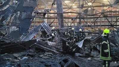 Троє загиблих та 13 поранених: Росія атакувала цивільні об'єкти в Одесі з моря Троє загиблих та 13 поранених: Росія атакувала цивільні об'єкти в Одесі з моря