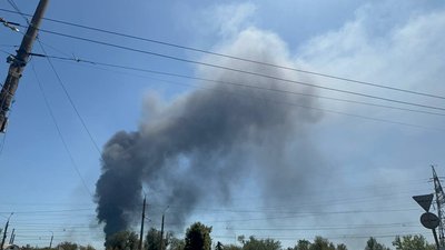 Армія РФ атакувала дронами Кривий Ріг: виникла пожежа, є поранені Армія РФ атакувала дронами Кривий Ріг: виникла пожежа, є поранені