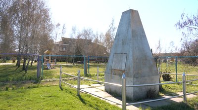 "Стояв, хай собі стоїть": як відбувається декомунізація на Черкащині "Стояв, хай собі стоїть": як відбувається декомунізація на Черкащині