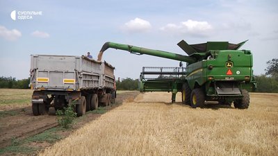 Морський експорт під загрозою: як атаки РФ вплинули на роботу портів Великої Одеси Морський експорт під загрозою: як атаки РФ вплинули на роботу портів Великої Одеси