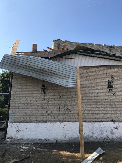 По дитсадку у Золочеві на Харківщині російська армія вдарила дроном 2 серпня По дитсадку у Золочеві на Харківщині російська армія вдарила дроном 2 серпня