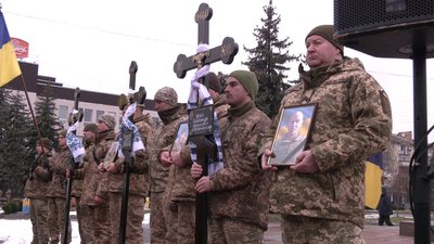 Прощання з Олександром Усачем Прощання з Олександром Усачем