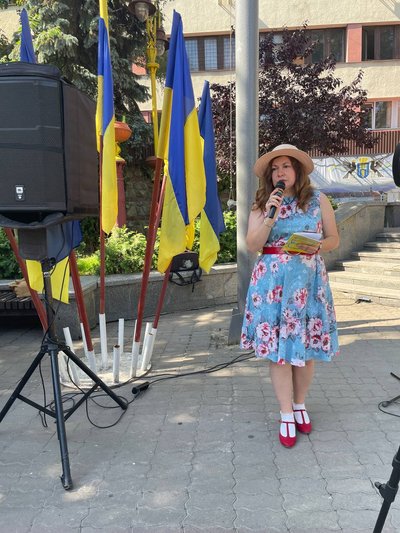 Як в Івано-Франківську відзначають День Конституції України Як в Івано-Франківську відзначають День Конституції України