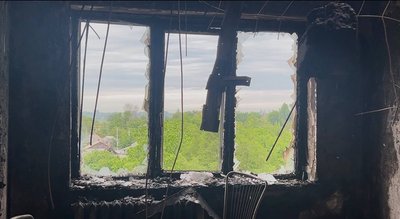 Удар по п'ятиповерхівці у Павлограді на Дніпропетровщині: що відбувається ні місці атаки станом на ранок 4 червня Удар по п'ятиповерхівці у Павлограді на Дніпропетровщині: що відбувається ні місці атаки станом на ранок 4 червня