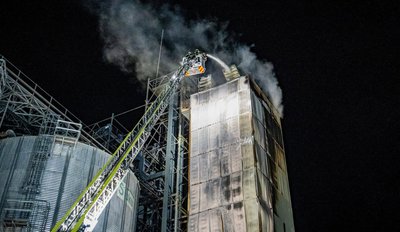 На Тернопільщині горів елеватор, рятувальники загасили пожежу, 16 жовтня 2026 року На Тернопільщині горів елеватор, рятувальники загасили пожежу, 16 жовтня 2026 року