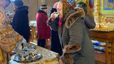 Освятити воду та причаститись: як на Миколаївщині відзначили Водохреще