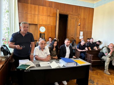 Вбивство дитини у Радомишлі: суд продовжив запобіжні заходу обвинуваченим Вбивство дитини у Радомишлі: суд продовжив запобіжні заходу обвинуваченим