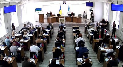 Депутати Рівнеради не підтримали запит щодо відновлення зупинки «Дворецька» Депутати Рівнеради не підтримали запит щодо відновлення зупинки «Дворецька»