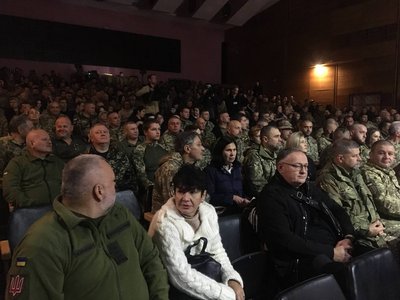 Кулеба нагородив бійців тероборони Київщини Кулеба нагородив бійців тероборони Київщини