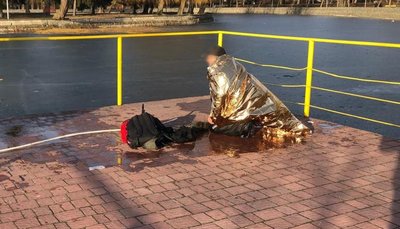 лід, людина провалилася під лід, переохолодження лід, людина провалилася під лід, переохолодження
