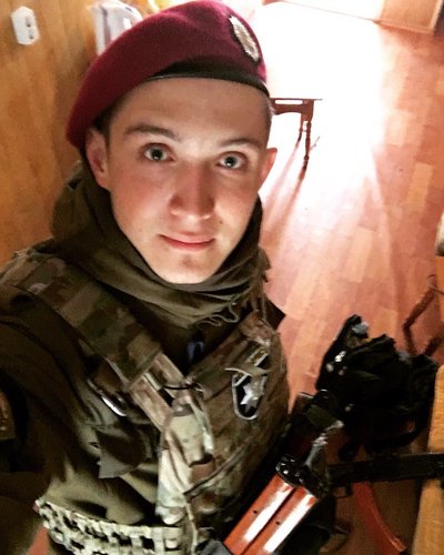 Поліцейський Денис Лозовий Поліцейський Денис Лозовий