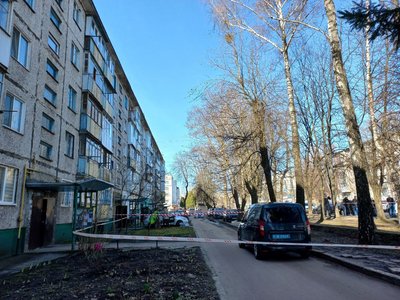 В одному з мікрорайонів Житомира сталася стрілянина: що відомо В одному з мікрорайонів Житомира сталася стрілянина: що відомо