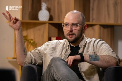 Редактор і співведучий YouTube-проєкту "Телебачення Торонто" Анатолій Остапенко під час інтервʼю Суспільному Редактор і співведучий YouTube-проєкту "Телебачення Торонто" Анатолій Остапенко під час інтервʼю Суспільному