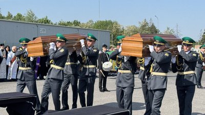Прах голови ОУН Андрія Мельника передали в Україну