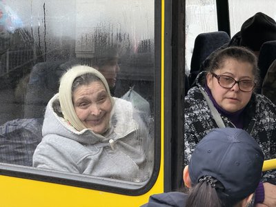 12 переселенців з Донеччини прибули 38 евакуаційним потягом на Рівненщину 12 переселенців з Донеччини прибули 38 евакуаційним потягом на Рівненщину