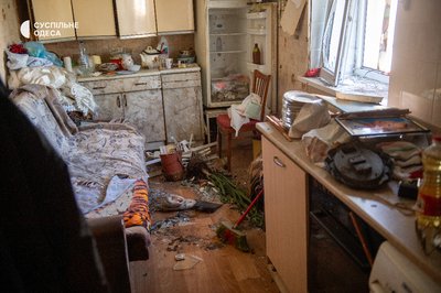 84-річного чоловіка діставали з-під завалів: РФ ударила по Одещині вдень 31 липня 84-річного чоловіка діставали з-під завалів: РФ ударила по Одещині вдень 31 липня