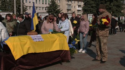 З добровольцем Віктором Демчуком попрощались у Рівному